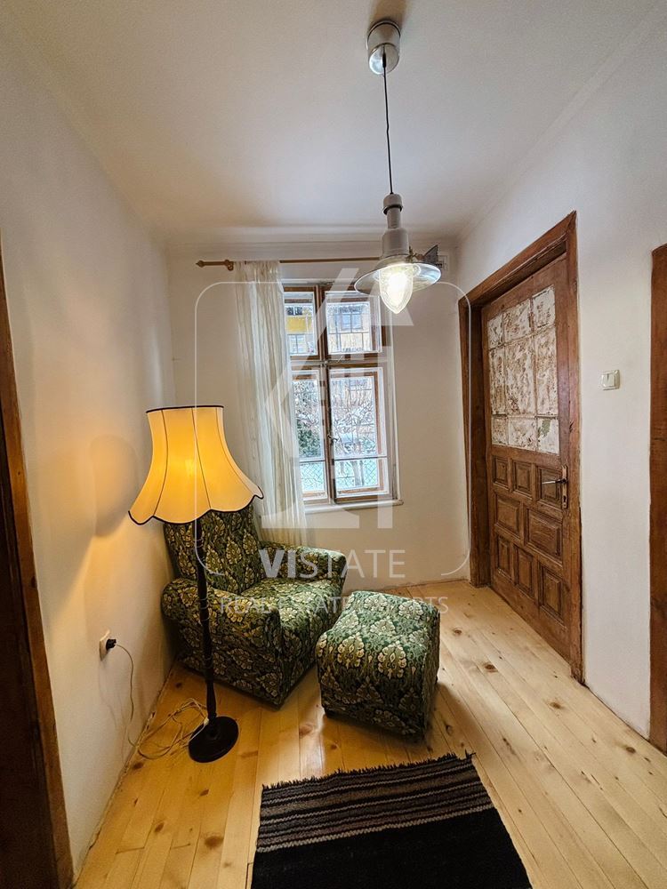 Уютна къща под наем - 0