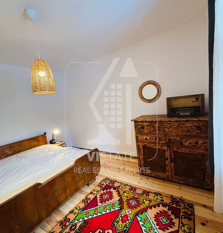 Уютна къща под наем - 0